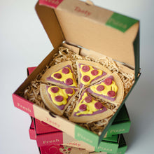 Load image into Gallery viewer, Pep-pawproni Pizza Box